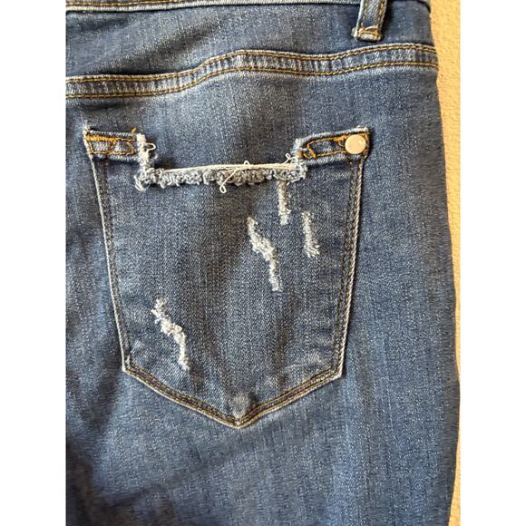 Judy Blue Jeans Women's 9/29 Straight Fit High Rise Distressed Cropped JB82115DK - Picture 7 of 16